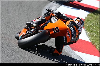 idm_003nurburgring_sbk_nebel_03.jpg