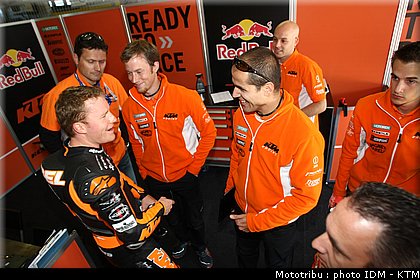 idm_003nurburgring_sbk_nebel_08.jpg