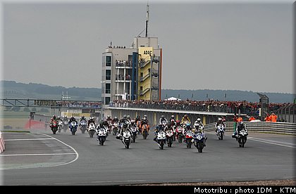 idm_004sachsenring_sbk_01.jpg