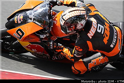 idm_004sachsenring_sbk_nebel_1.jpg