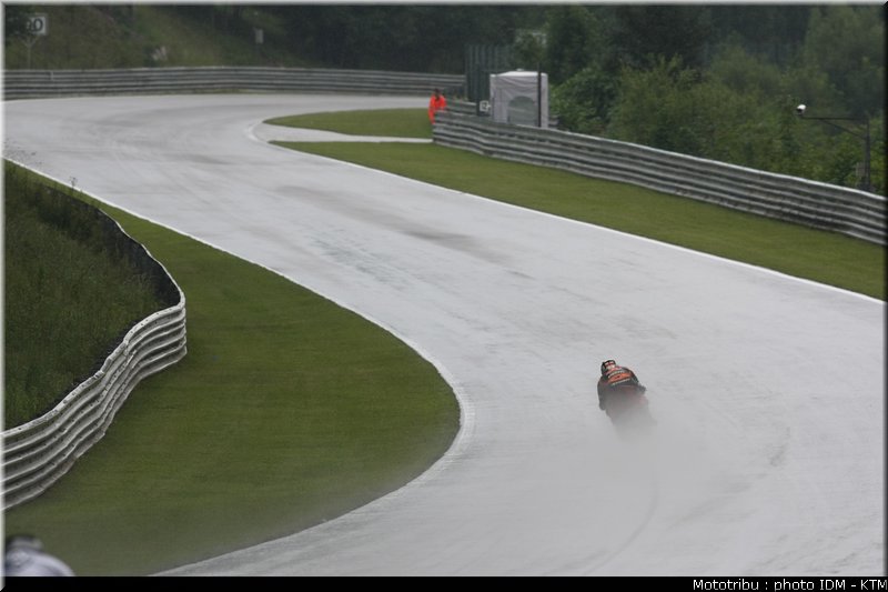 idm_005salzburgring_sbk_03