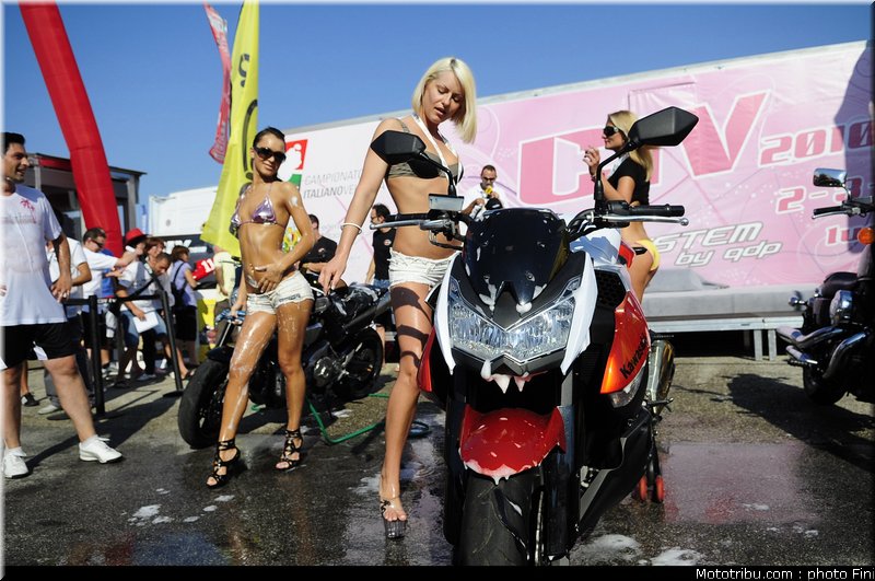 civ_pitbabe_35_misano_juillet_2010