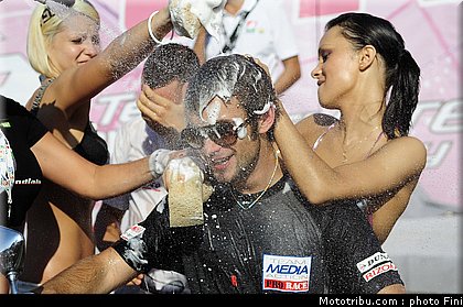 civ_pitbabe_31_misano_juillet_2010.JPG