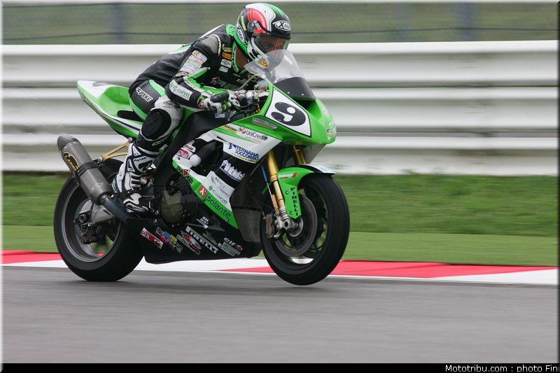 civ_sbk_petrucci_misano2_2010