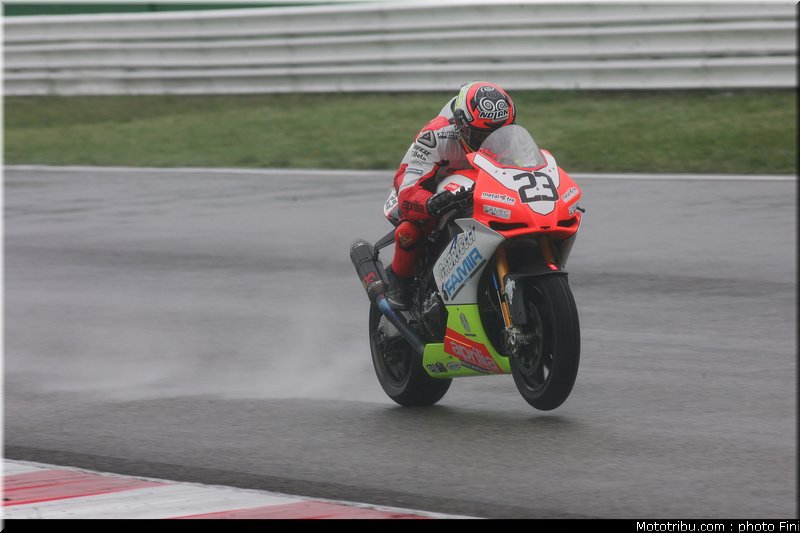 civ_sbk_sandi_misano2_2010
