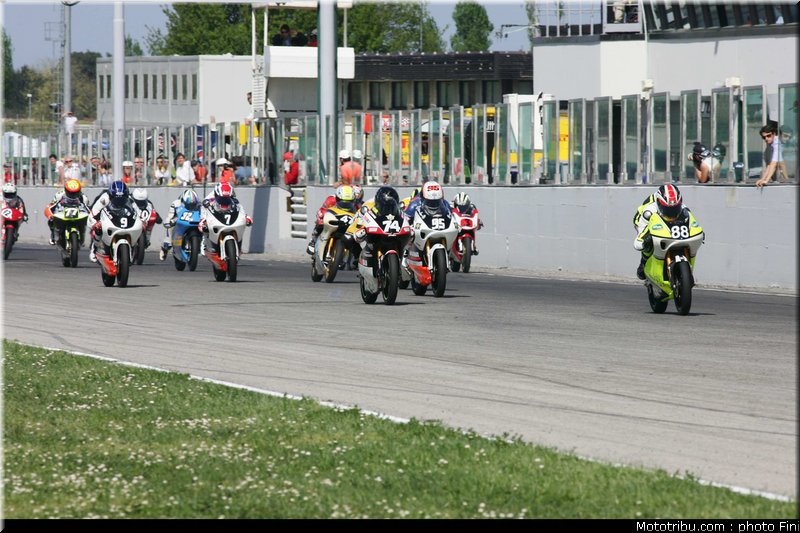 civ_125gp_016_2011_misano