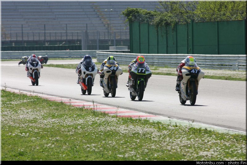 civ_125gp_019_2011_misano