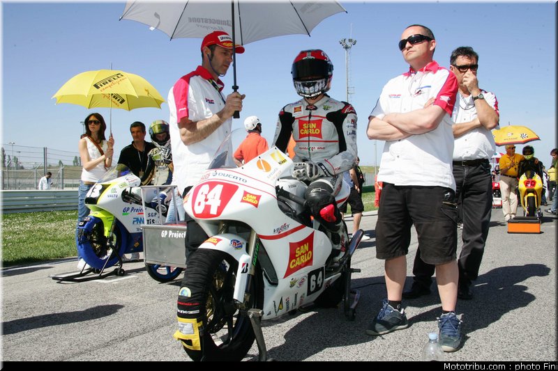 civ_125gp_caricasulo_2_2011_misano