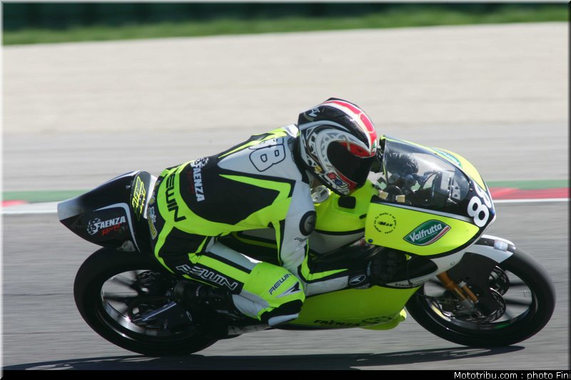 civ_125gp_parziani_1_2011_misano