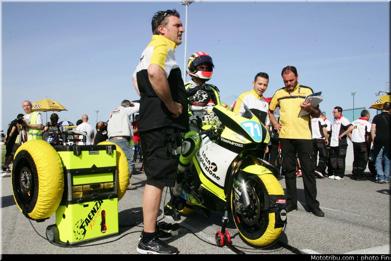 civ_moto2_tarozzi_4_2011_misano