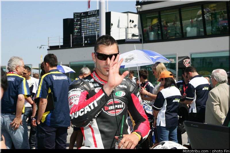 civ_sbk_004_2011_misano