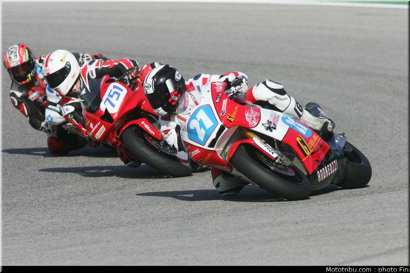 civ_supersport_010_2011_misano