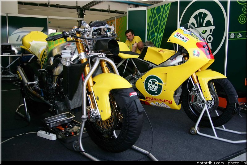 civ_supersport_018_2011_misano