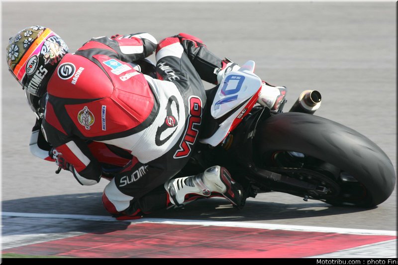 civ_supersport_vino_2011_misano