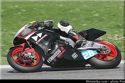 civ_moto2_lamborghini_2_2011_misano.jpg