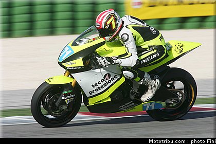 civ_moto2_tarozzi_2_2011_misano.jpg