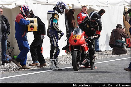 endurance_supersport_superbike_221_grand_trophy_2010.jpg