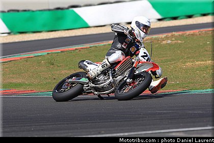 mono_dejong_grand_trophy_2010.jpg