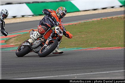 mono_lacroix_1_grand_trophy_2010.jpg