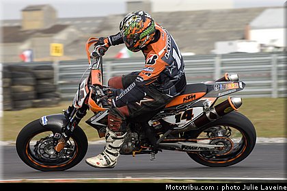 mono_lacroix_3_grand_trophy_2010.jpg