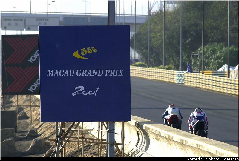 002_macao2001_02