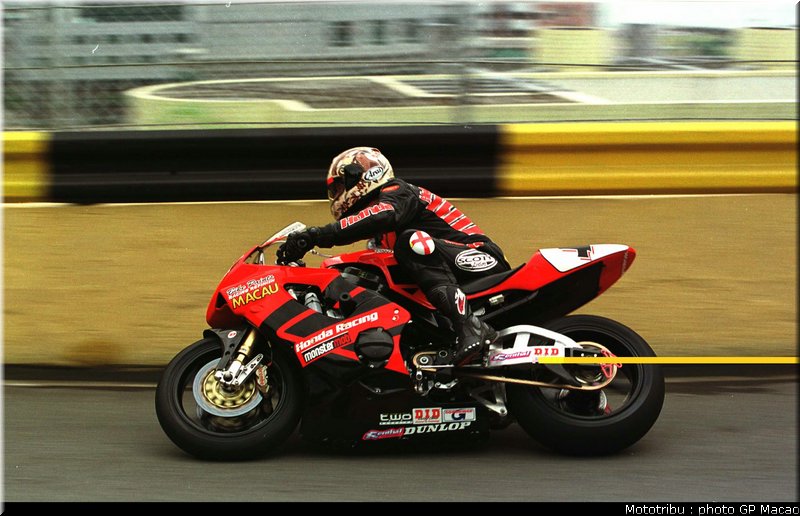 013_macao2001_13