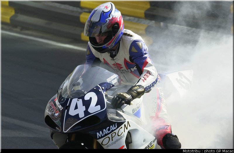 060_macao2001_60