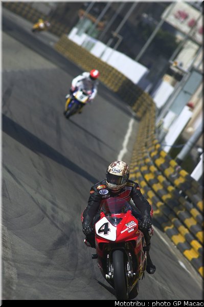 076_macao2001_76