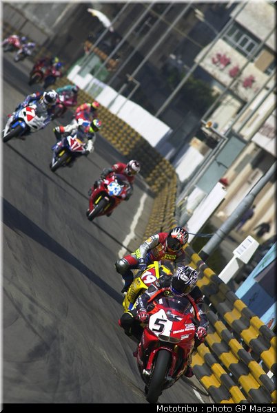 077_macao2001_77