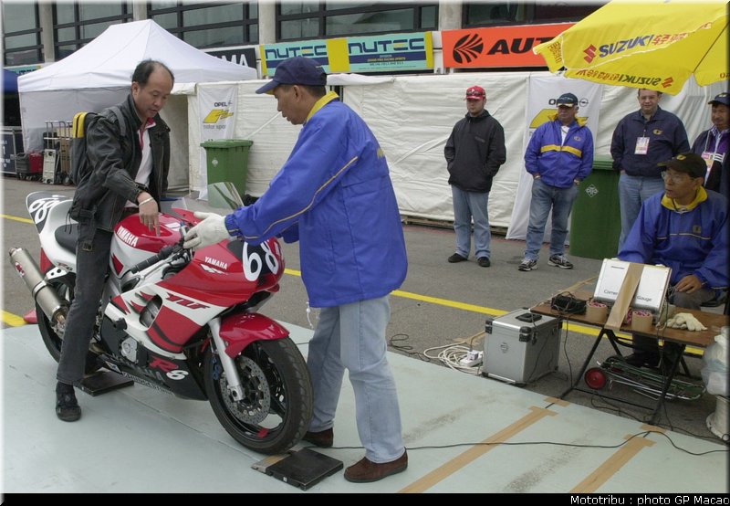 085_paddock_macao2001_1