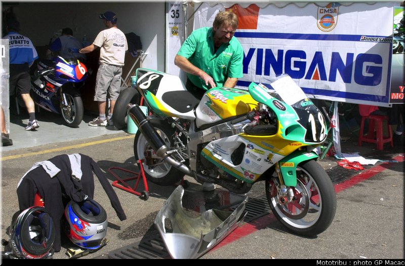 088_paddock_macao2001_4