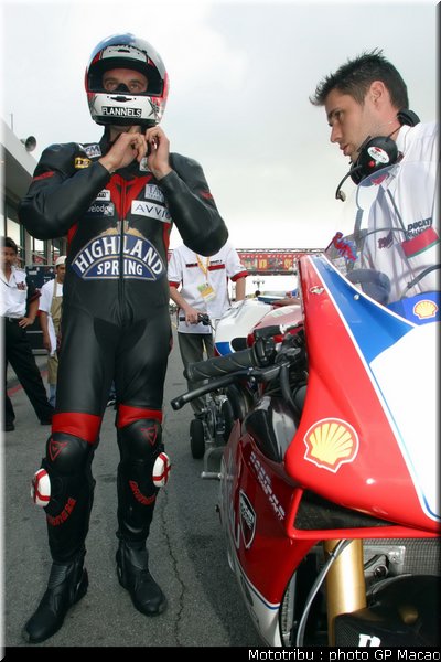 0120_paddock_macao2002_025