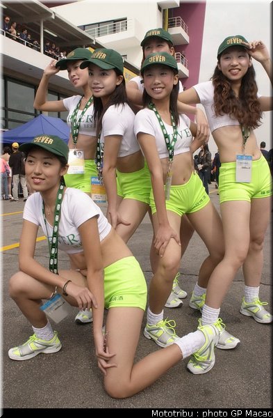 0142_pitbabes_macao2002_018