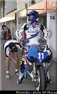 0111_paddock_macao2002_016.jpg