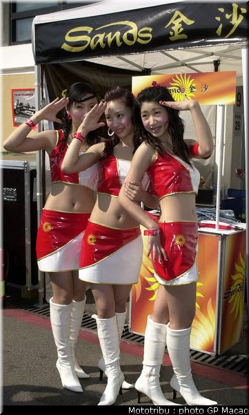 0093_pitbabes_macao2004_006
