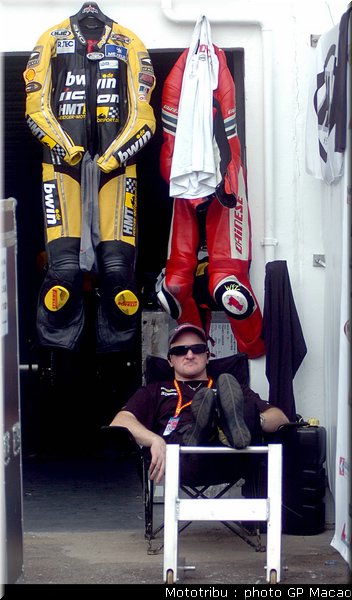 074_macao_paddock2006_4