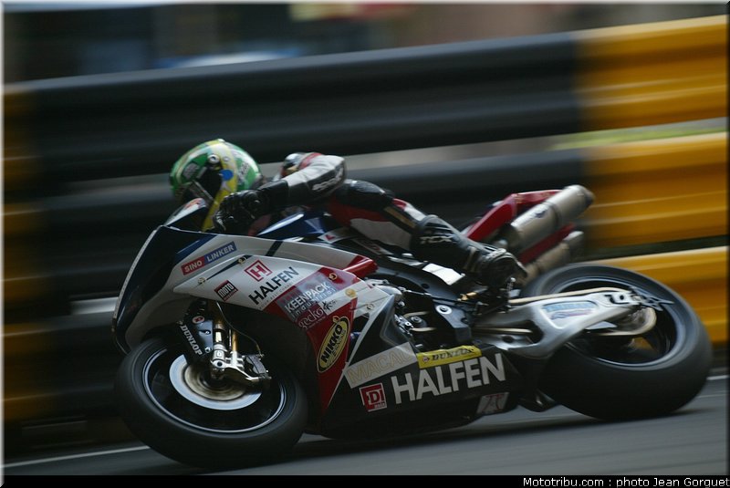 team_of_paris_cummins_macao2008_008
