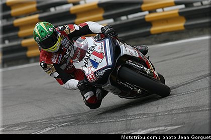 team_of_paris_cummins_macao2008_018.JPG