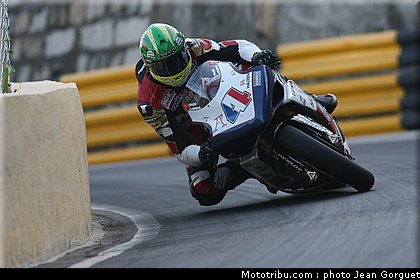 team_of_paris_cummins_macao2008_031.JPG
