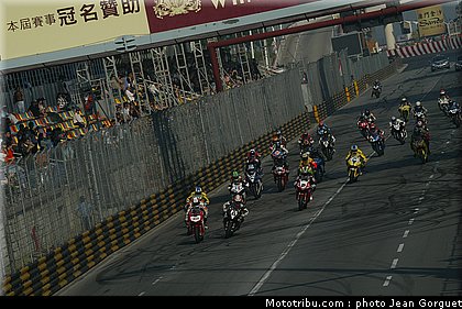 team_of_paris_depart_macao2008_005.JPG
