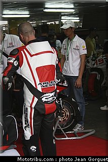team_of_paris_warmup_macao2008_003.jpg