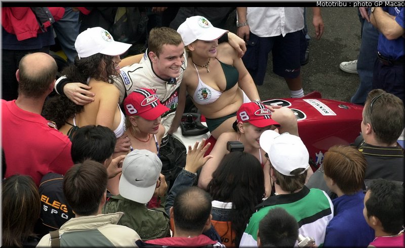 pitbabes_macao2002_007