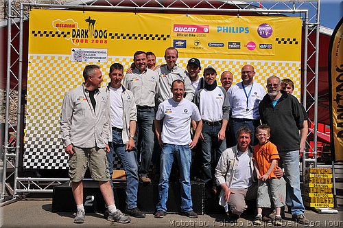 091_podiums_01.jpg
