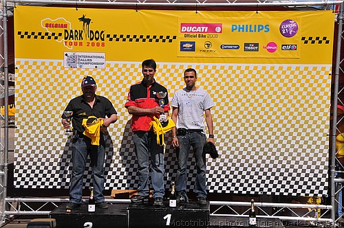 095_podiums_05.jpg