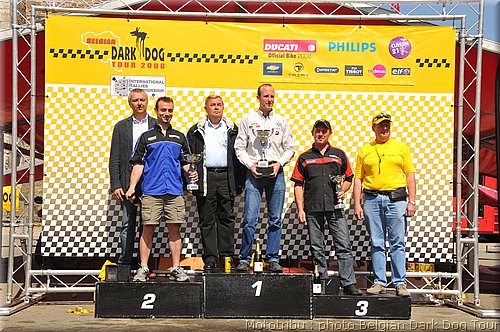 100_podiums_10.jpg