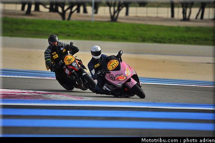 mototour_2009_circuit_paul_ricard_061.JPG
