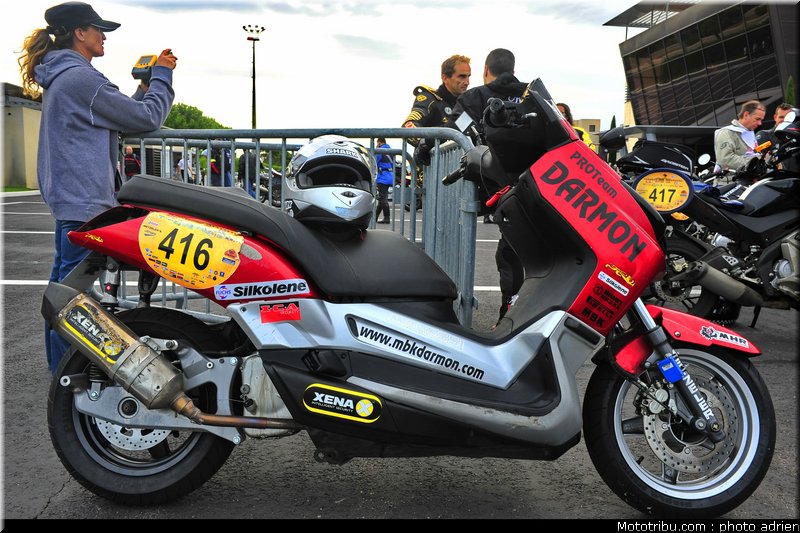 moto_tour_2009_paul_ricard_parking_0087