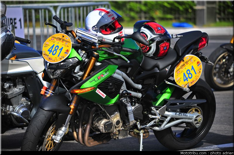 moto_tour_2009_paul_ricard_parking_0092