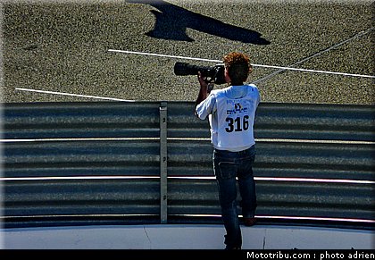 moto_tour_2009_paul_ricard_parking_0015.JPG