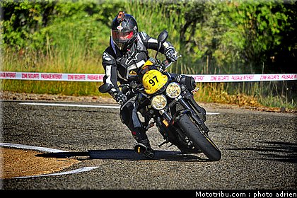 dark_dog_moto_tour_marin_2_2010.JPG